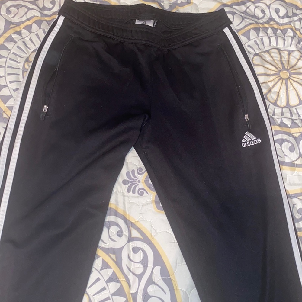 Adidas sweatpants